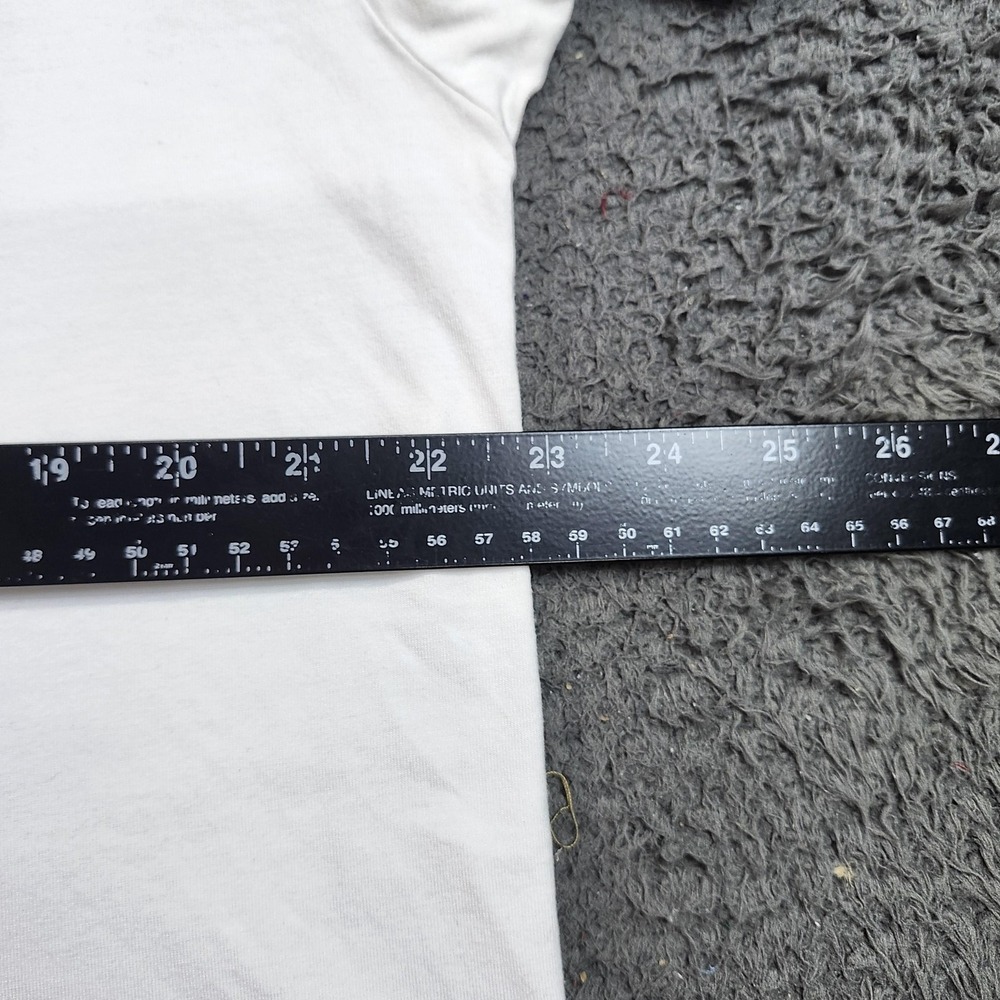 Robin's Jean Shirt Mens XL White Bats Wings Graphic Tee Gothic Horror Halloween - Picture 6 of 9